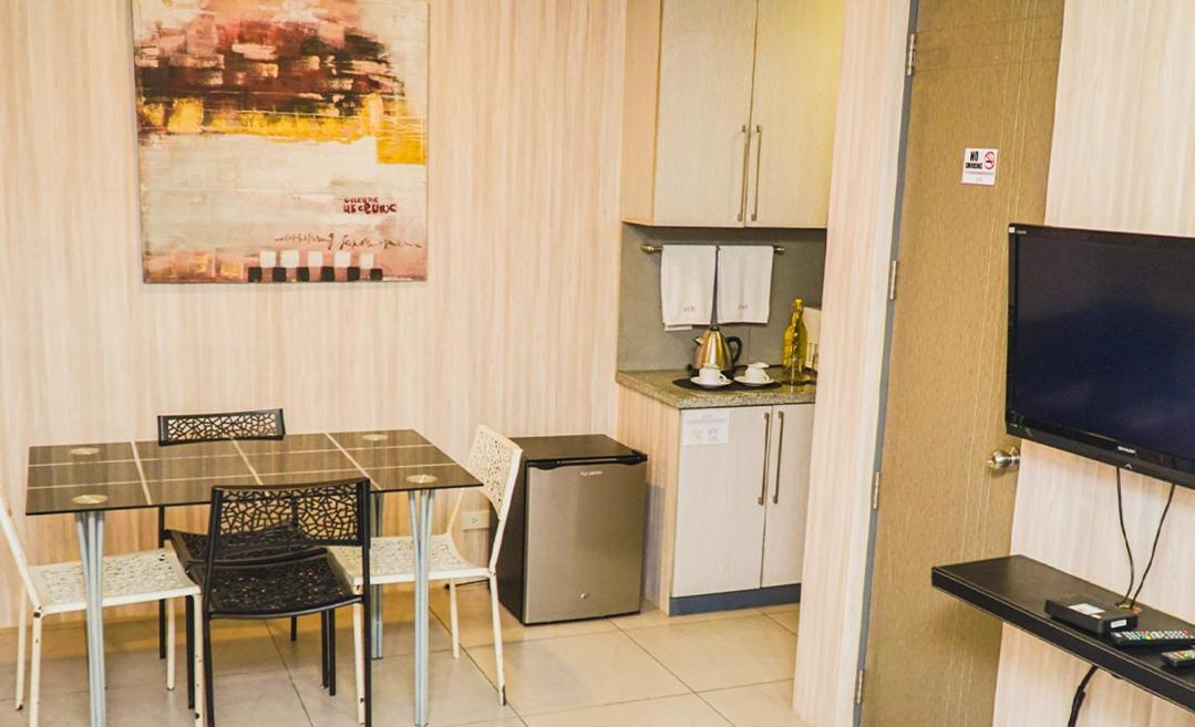 סן פדרו מקאטי Jade Hotel And Suites מראה חיצוני תמונה