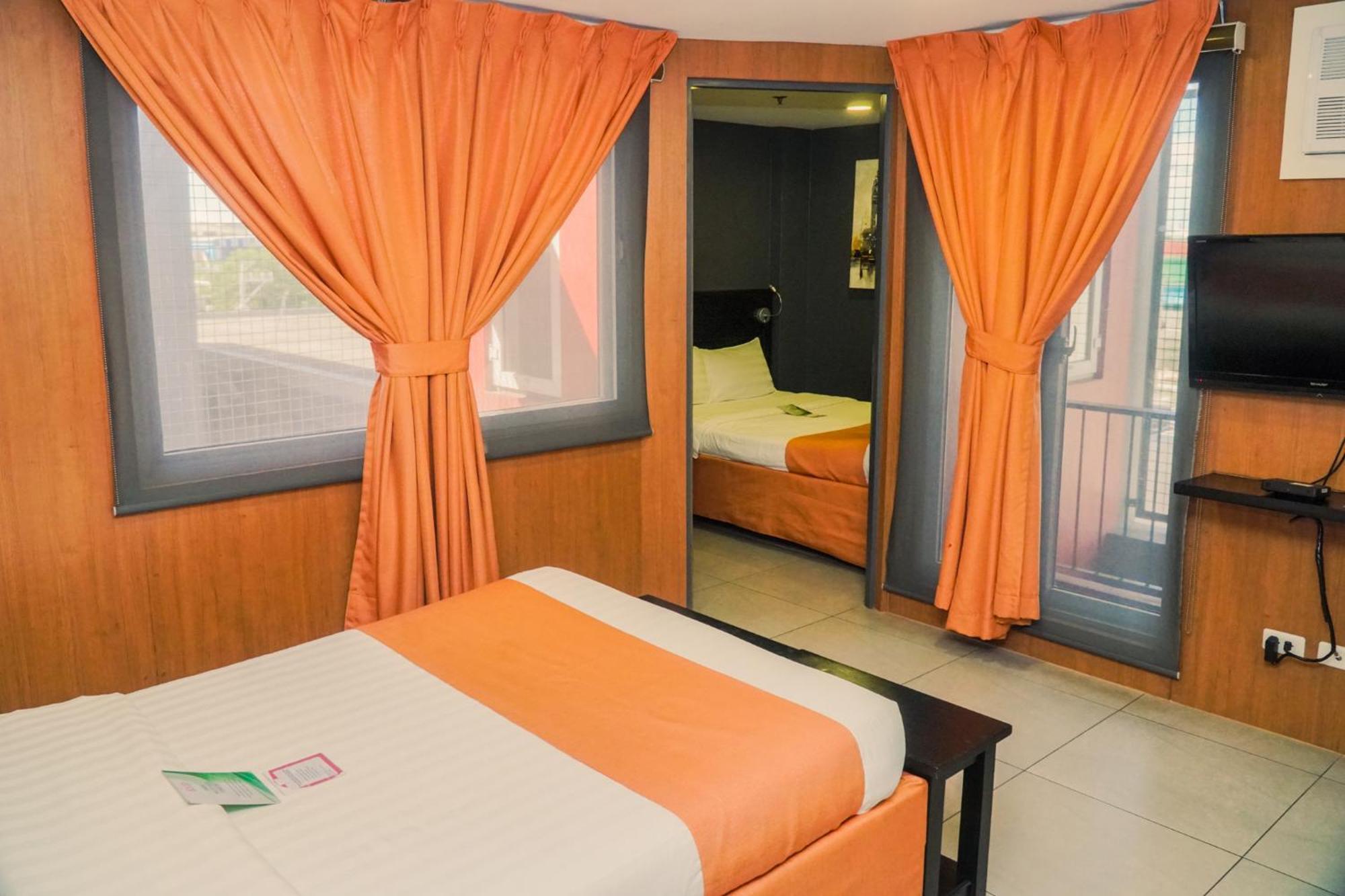 סן פדרו מקאטי Jade Hotel And Suites מראה חיצוני תמונה
