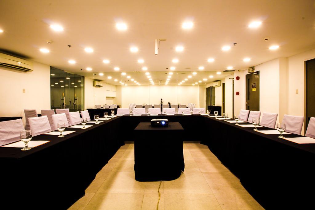 סן פדרו מקאטי Jade Hotel And Suites מראה חיצוני תמונה