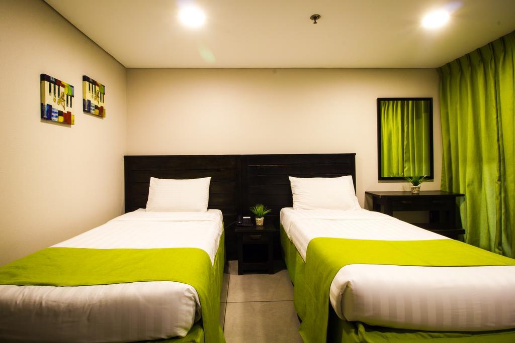 סן פדרו מקאטי Jade Hotel And Suites מראה חיצוני תמונה