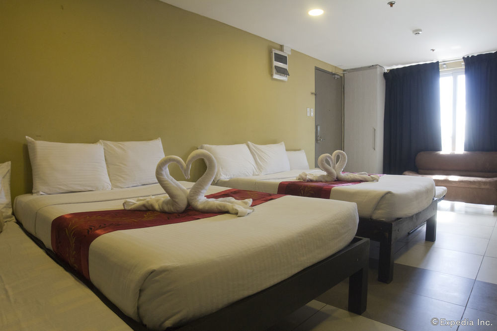 סן פדרו מקאטי Jade Hotel And Suites מראה חיצוני תמונה
