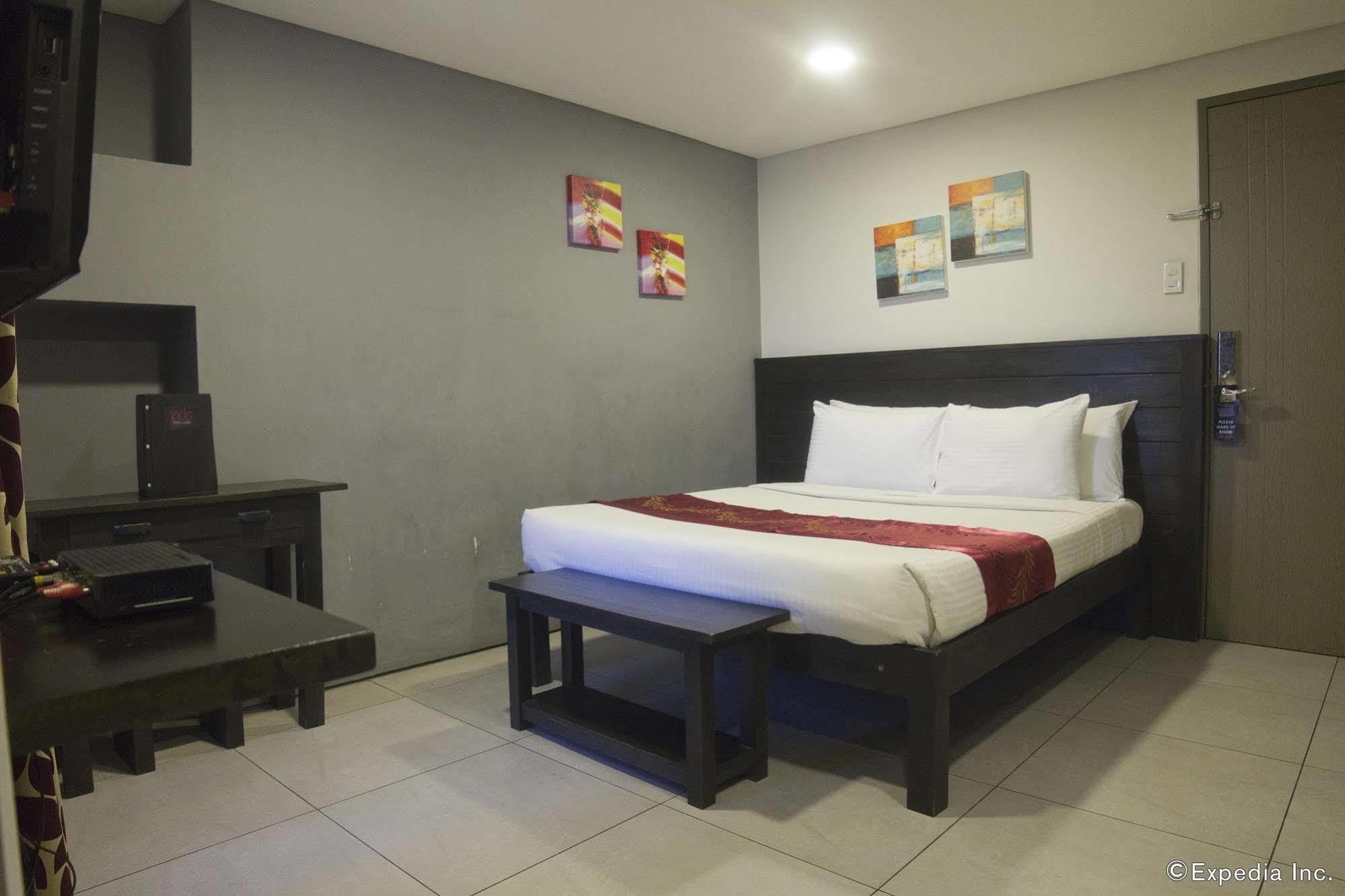 סן פדרו מקאטי Jade Hotel And Suites מראה חיצוני תמונה