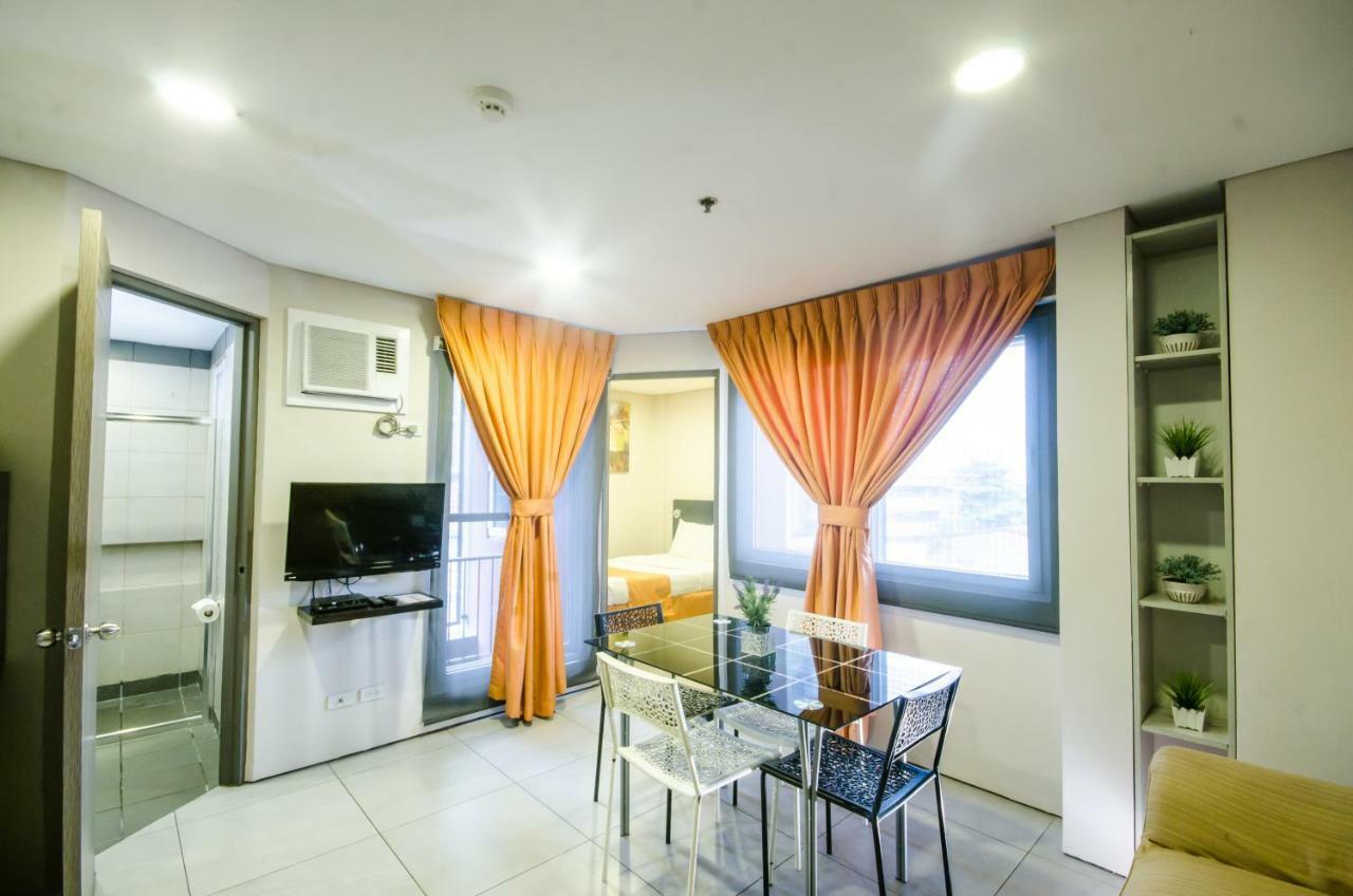 סן פדרו מקאטי Jade Hotel And Suites מראה חיצוני תמונה